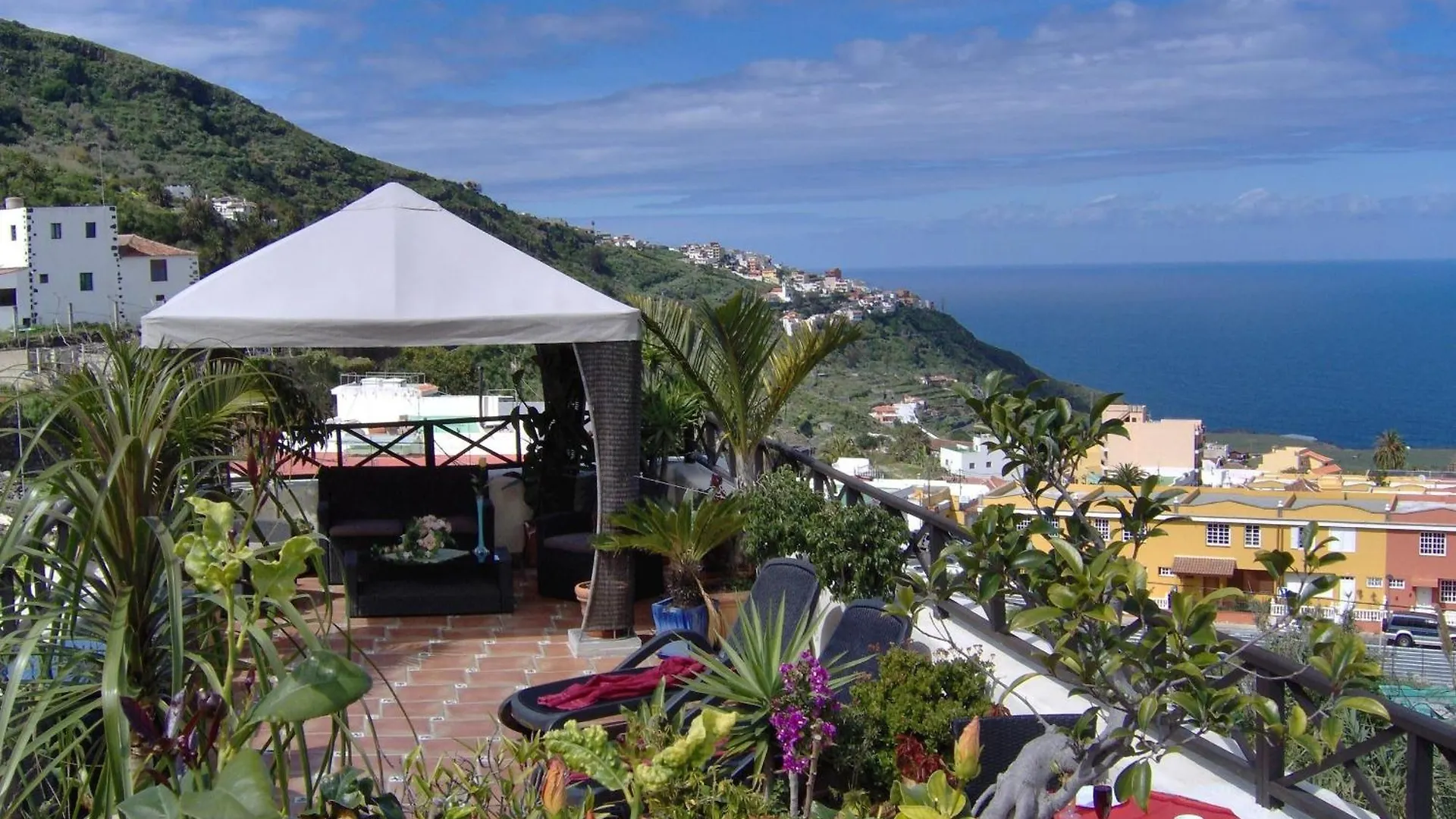 Rustikale Ferienwohnung Mit Balkon Und Meerblick イコー・デ・ロス・ビノス 0*,  スペイン
