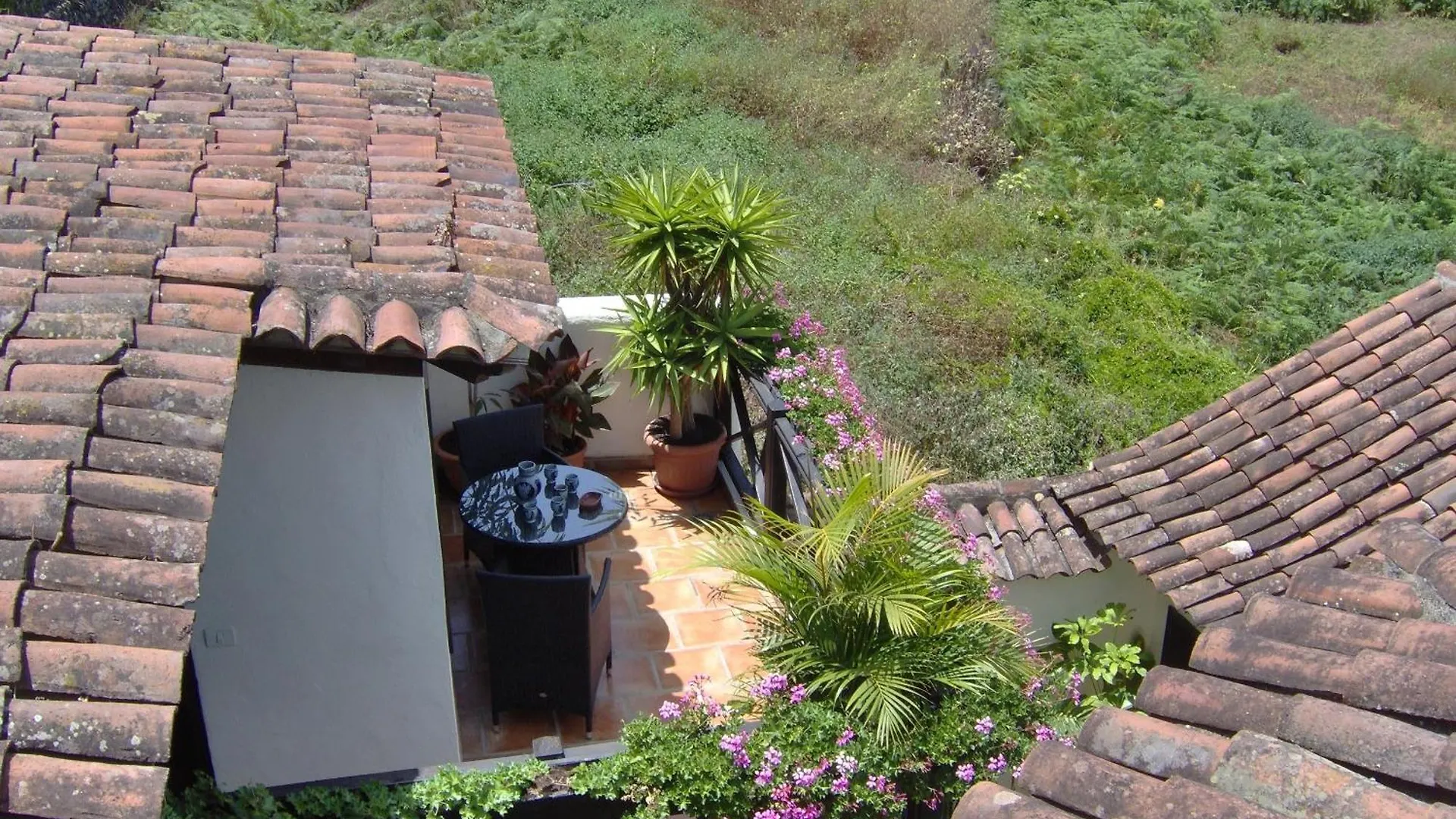 Rustikale Ferienwohnung Mit Balkon Und Meerblick イコー・デ・ロス・ビノス アパート